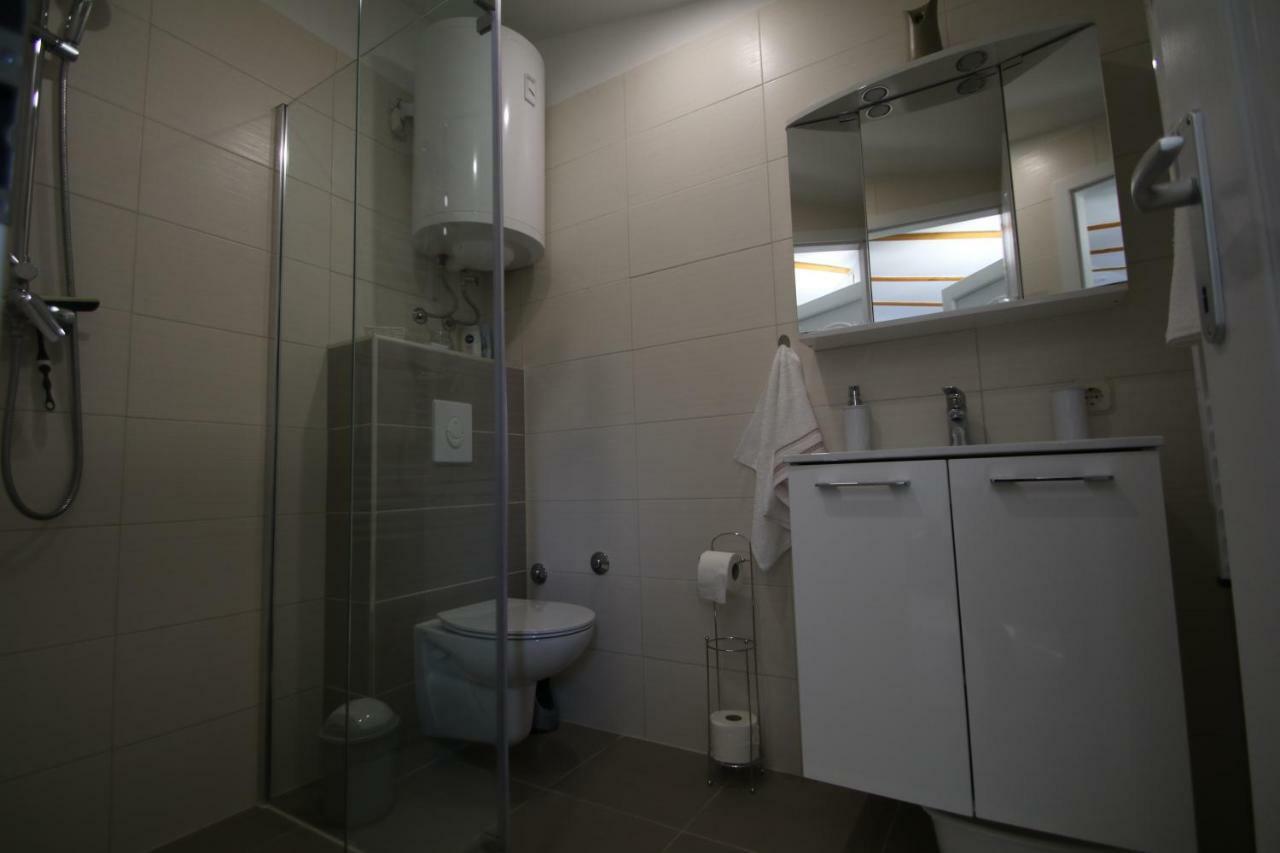 Oak House Villa Zadvarje ภายนอก รูปภาพ