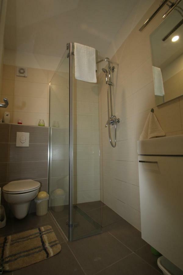 Oak House Villa Zadvarje ภายนอก รูปภาพ