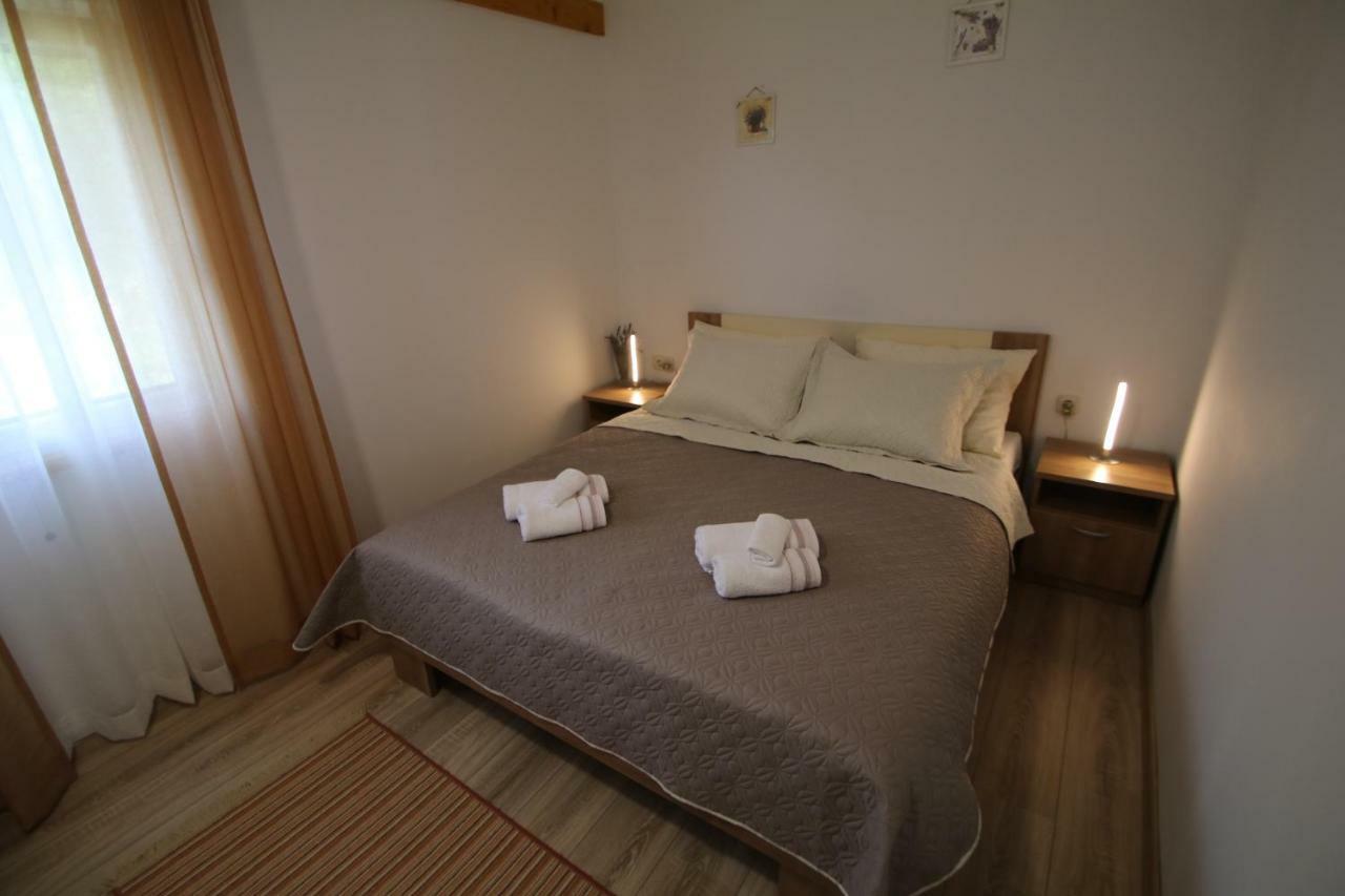 Oak House Villa Zadvarje ภายนอก รูปภาพ