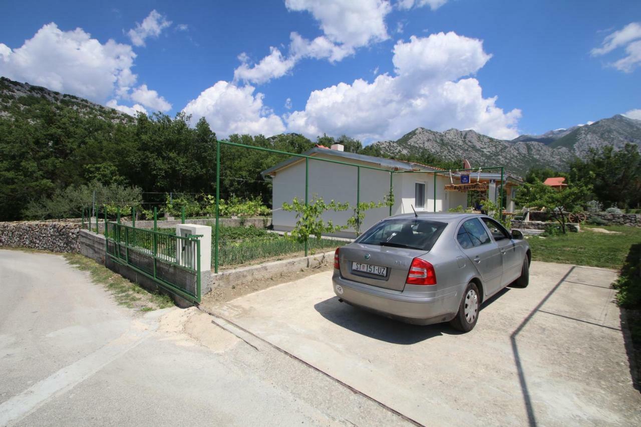 Oak House Villa Zadvarje ภายนอก รูปภาพ