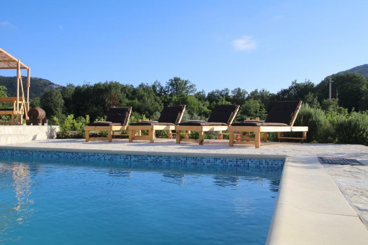 Oak House Villa Zadvarje ภายนอก รูปภาพ